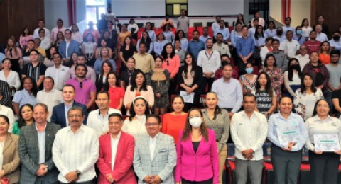 <a href="/comunicacionsocial/participo-imipe-en-la-clausura-del-diplomado-de-gobierno-abierto-y-transparencia">PARTICIPÓ IMIPE EN LA CLAUSURA DEL “DIPLOMADO DE GOBIERNO ABIERTO Y TRANSPARENCIA PROACTIVA”</a>