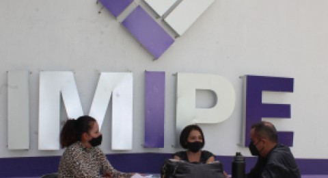 <a href="/comunicacionsocial/asesora-imipe-uaem-en-transparencia">ASESORA IMIPE A UAEM EN TRANSPARENCIA</a>