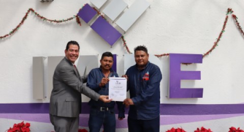 <a href="/comunicacionsocial/recibio-sindicato-de-agua-potable-de-jiutepec-documento-que-avala-cumplimiento-de">RECIBIÓ SINDICATO DE AGUA POTABLE DE JIUTEPEC DOCUMENTO QUE AVALA CUMPLIMIENTO DE VERIFICACIÓN 2022</a>