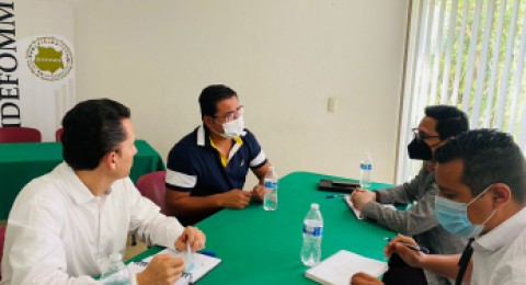 <a href="/comunicacionsocial/coordinan-esfuerzos-imipe-e-idefomm-para-capacitar-ayuntamientos">COORDINAN ESFUERZOS IMIPE E IDEFOMM PARA CAPACITAR AYUNTAMIENTOS</a>